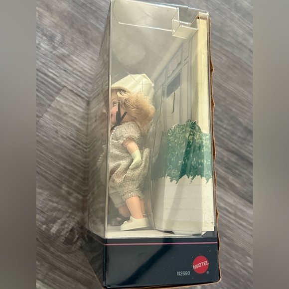 Barbie Pink Label Kelly Doll Set - Lucy Gets A Paris Gown I Love Lucy Edition